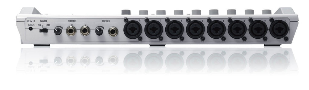 Multi-Track Tabletop Recorder with 8 XLR Combo Inputs Z30794