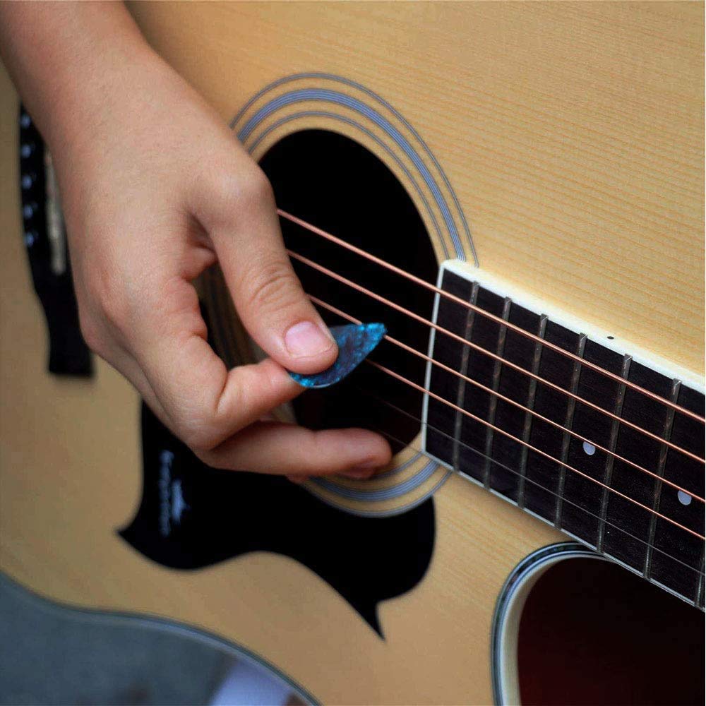 Guitar Pick Holder Case Bag with 24pcs Colorful Picks C84612