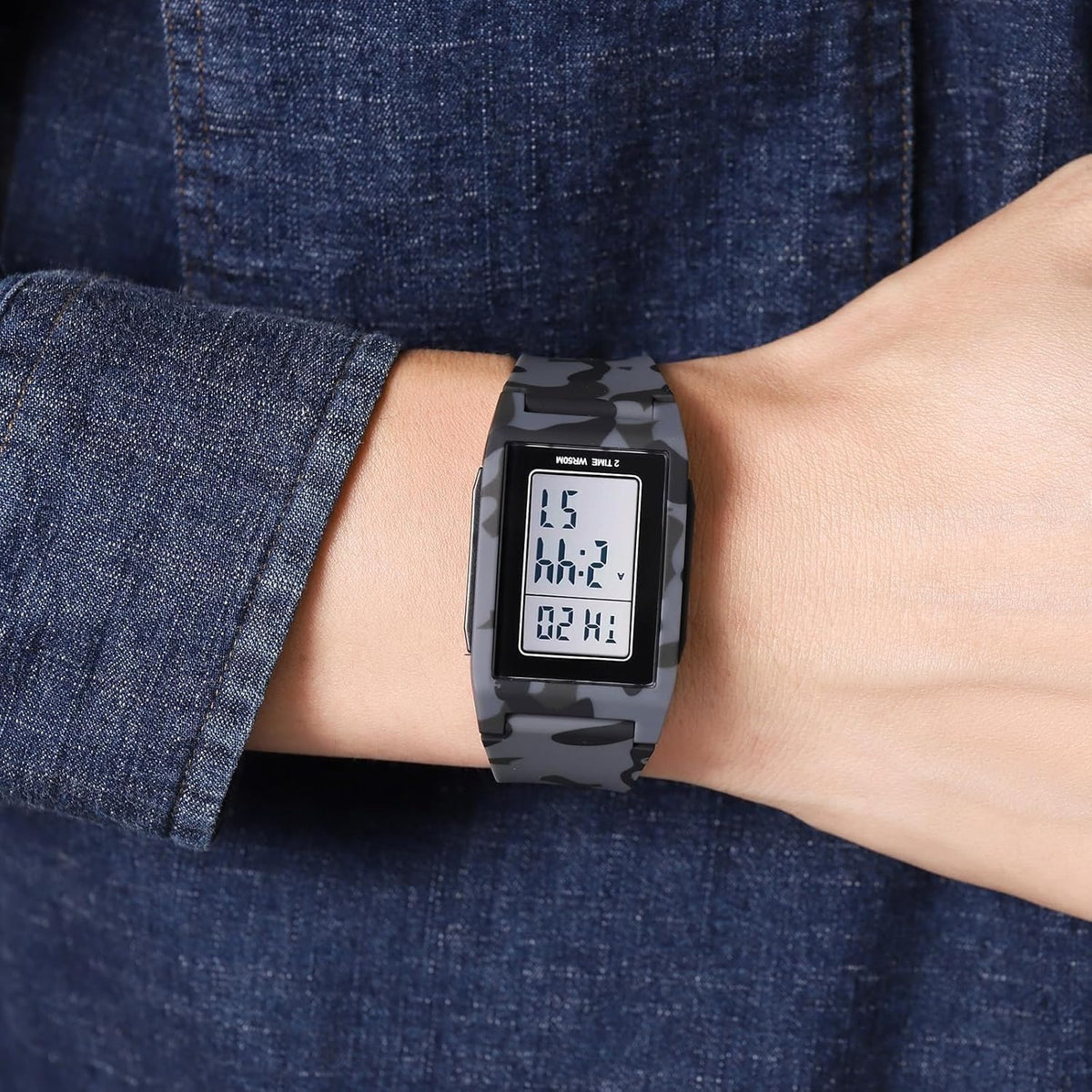 Minimalist Digital Ultra-Thin Water Resistant Shock Resistant Watch Q150