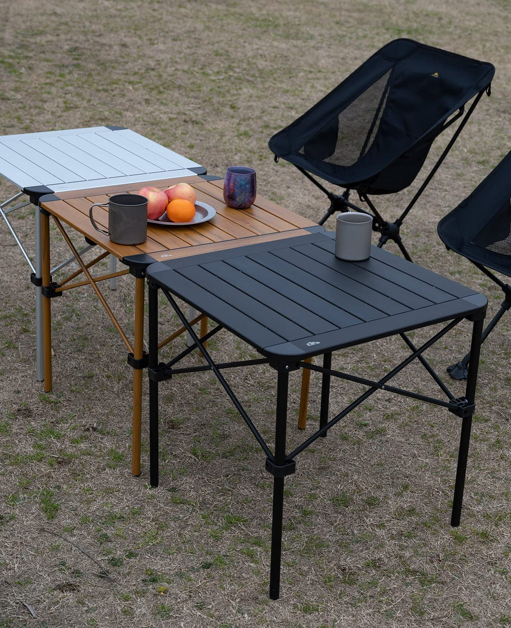 Lightweight Aluminum Folding Square Table I488464